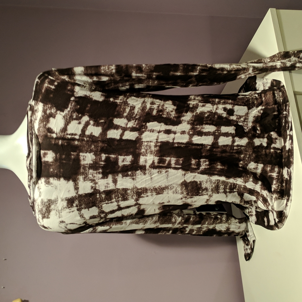 NWT Vera Wang shirt - Picture 4 of 4